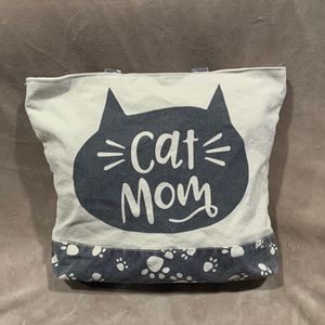 Cute cat mom zip bag, never used perfect condition